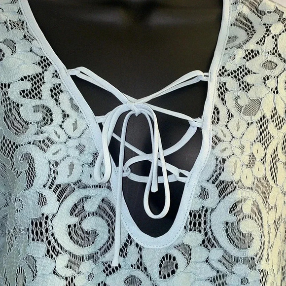 Karen Kane Ice Blue/Teal Lace Up Bracelet Sleeve Top - Picture 2 of 4